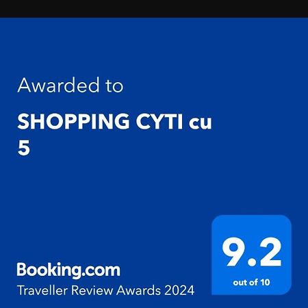 Апартаменты Shopping Cyti Cu 5 Рымнику-Вылча Экстерьер фото